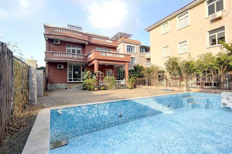 富豪山庄别墅区