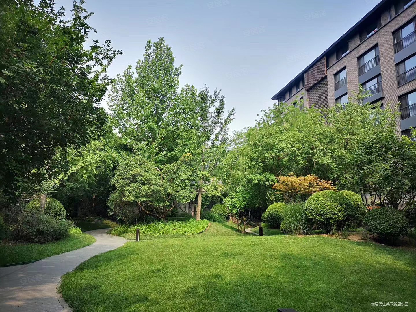 万柳书院5室3厅5卫467.25㎡南北8150万