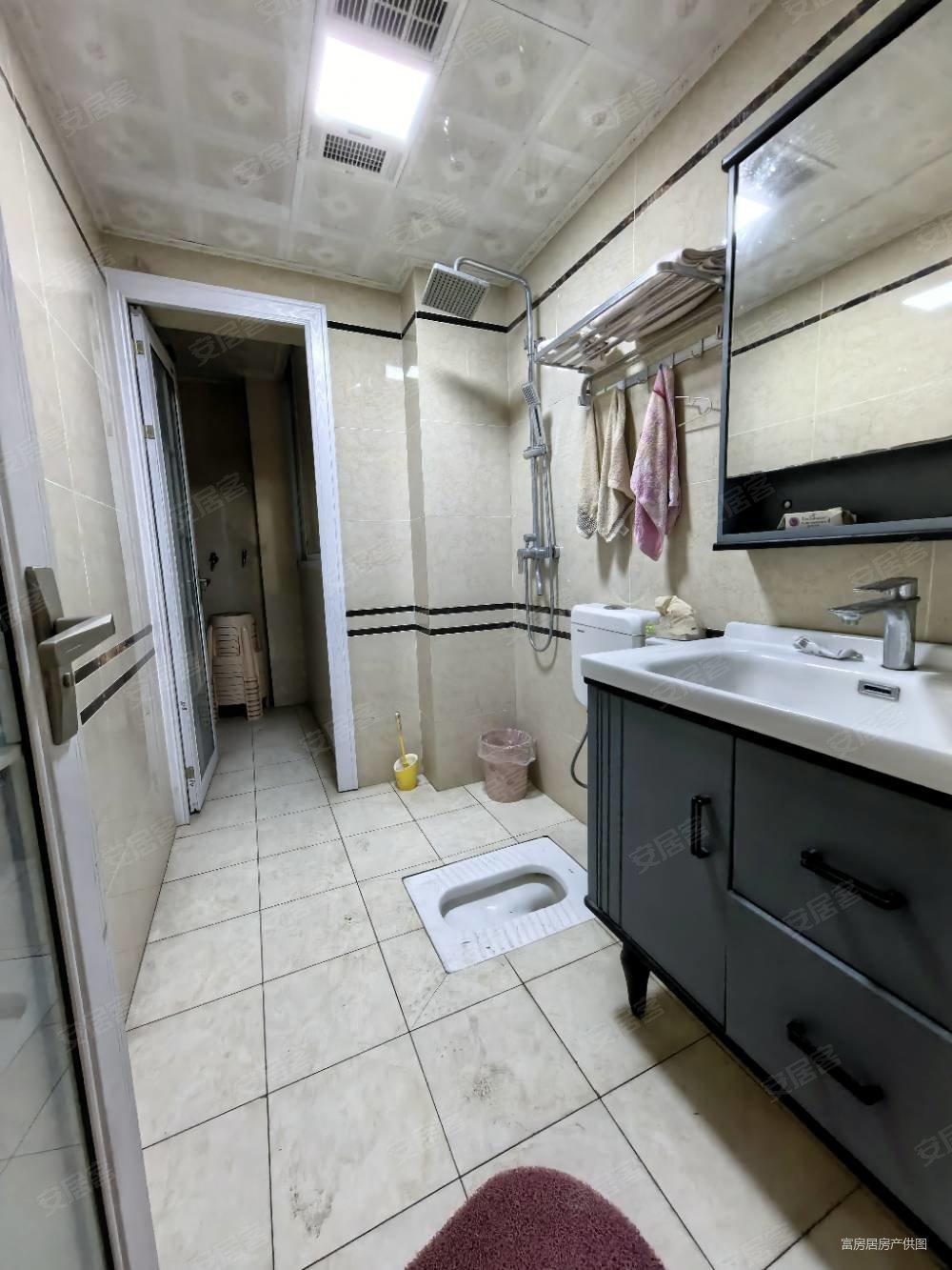 锦利王府3室2厅1卫92㎡北49万