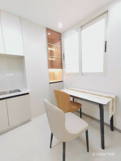 地铁一号线地铁三号线胜利公园南广场黑水路