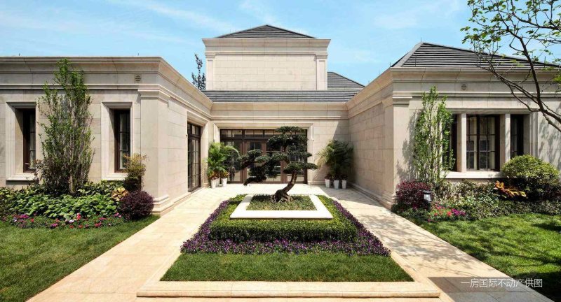 绿城玫瑰园法式独栋别墅南入户带私家庭院180平带车库