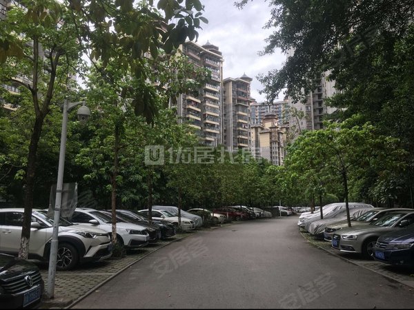 南宁西乡塘新阳台湾街宜兰湾户型方正 交通便利  视野开阔出租房源