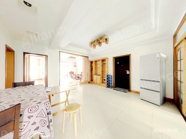 美地家园3室2厅2卫134.2㎡南北131万