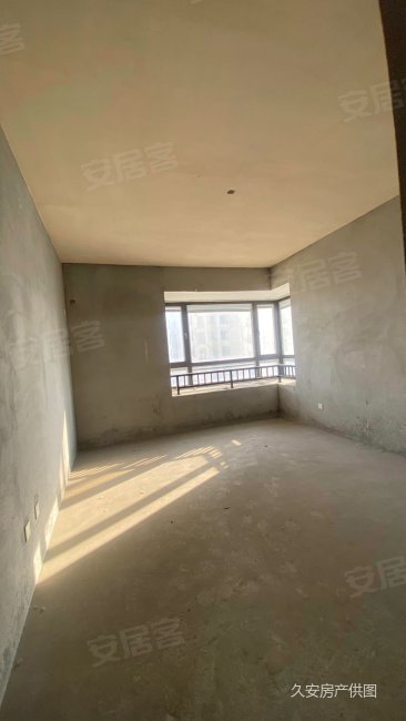 有钥匙山水氿城19楼167平四室两厅两卫横版户型