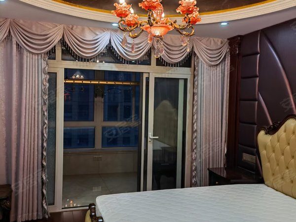 无锡宜兴宜城君悦东湖公馆东湖公馆三房两位品味豪装带车位八佰伴旁