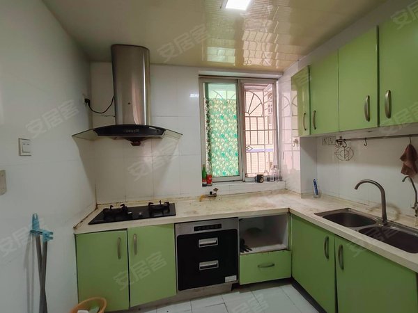 深圳南山华侨城世界花园米兰居世界花园精装修全齐出租出租房源真实