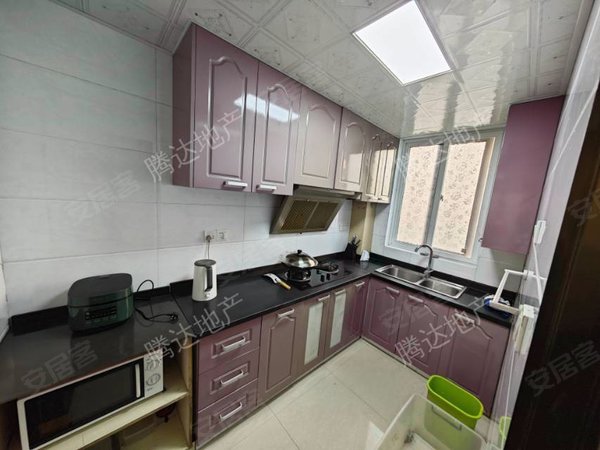 上海浦东曹路中虹家园中虹家园,两室一厅,简单装修,有钥匙,随时看房