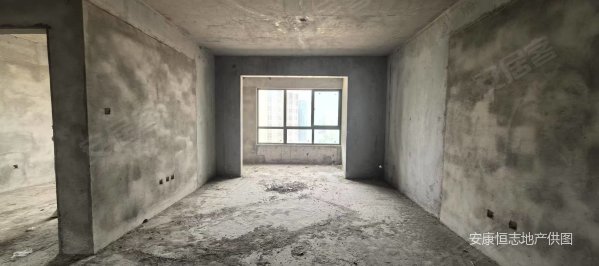 缇香郡3室2厅2卫135㎡南北67万