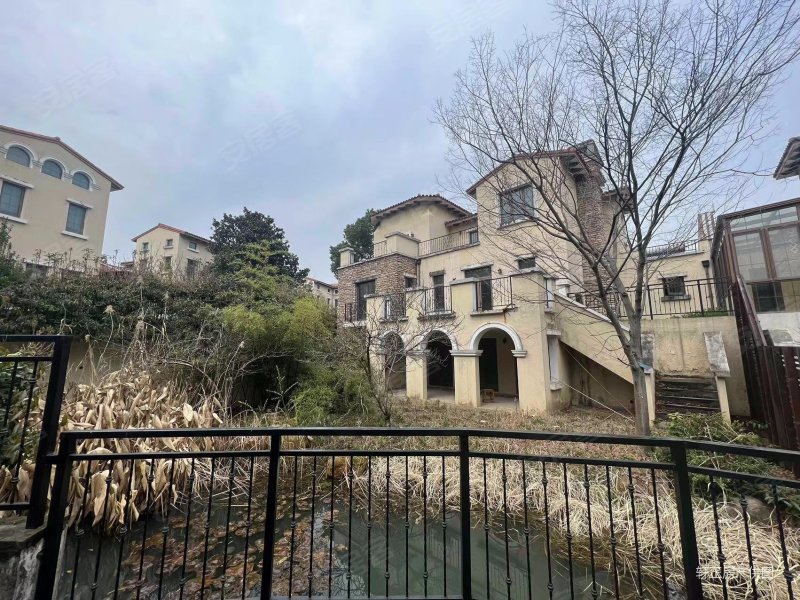 毛坯做好改建,致源晴碧园二手房,1380万,5室2厅,4卫,417平米-昆山安居