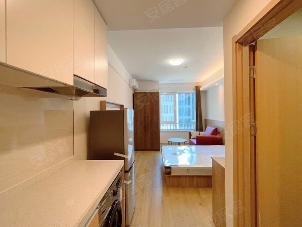 济南高新国际会展中心中垠广场中垠广场 精装公寓 温馨舒适 实图实价