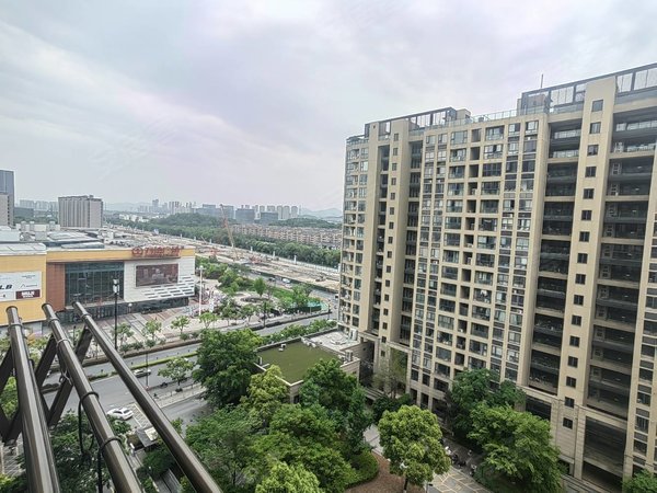 杭州余杭老余杭大华海派风范茗园万达广场旁的大华海派风范,4房两卫