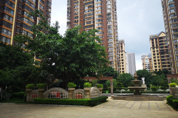 塞纳公馆 蒙自-文澜镇-红海大道,近学海路