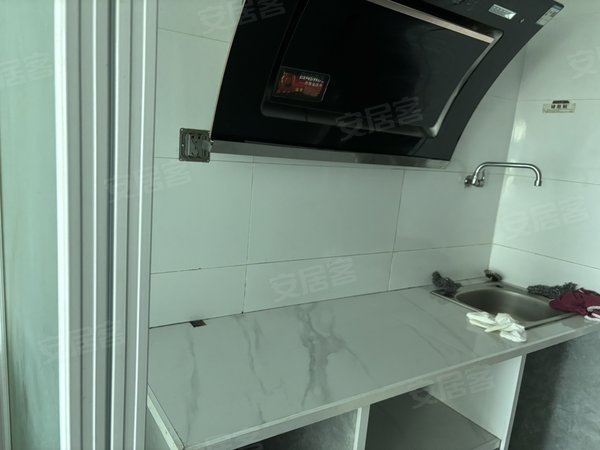 金华浦江县市中心江滨中路2号楼江滨中路2号 精装修 出行方便 拎包入住出租房源真实图片