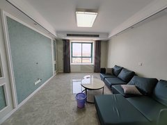 华鑫公寓精装三室，北运中附近，中央空调，全新家具家电，