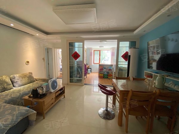 青岛市北水清沟清水湾花园水清沟清水湾花园套二厅,精装修家具家电