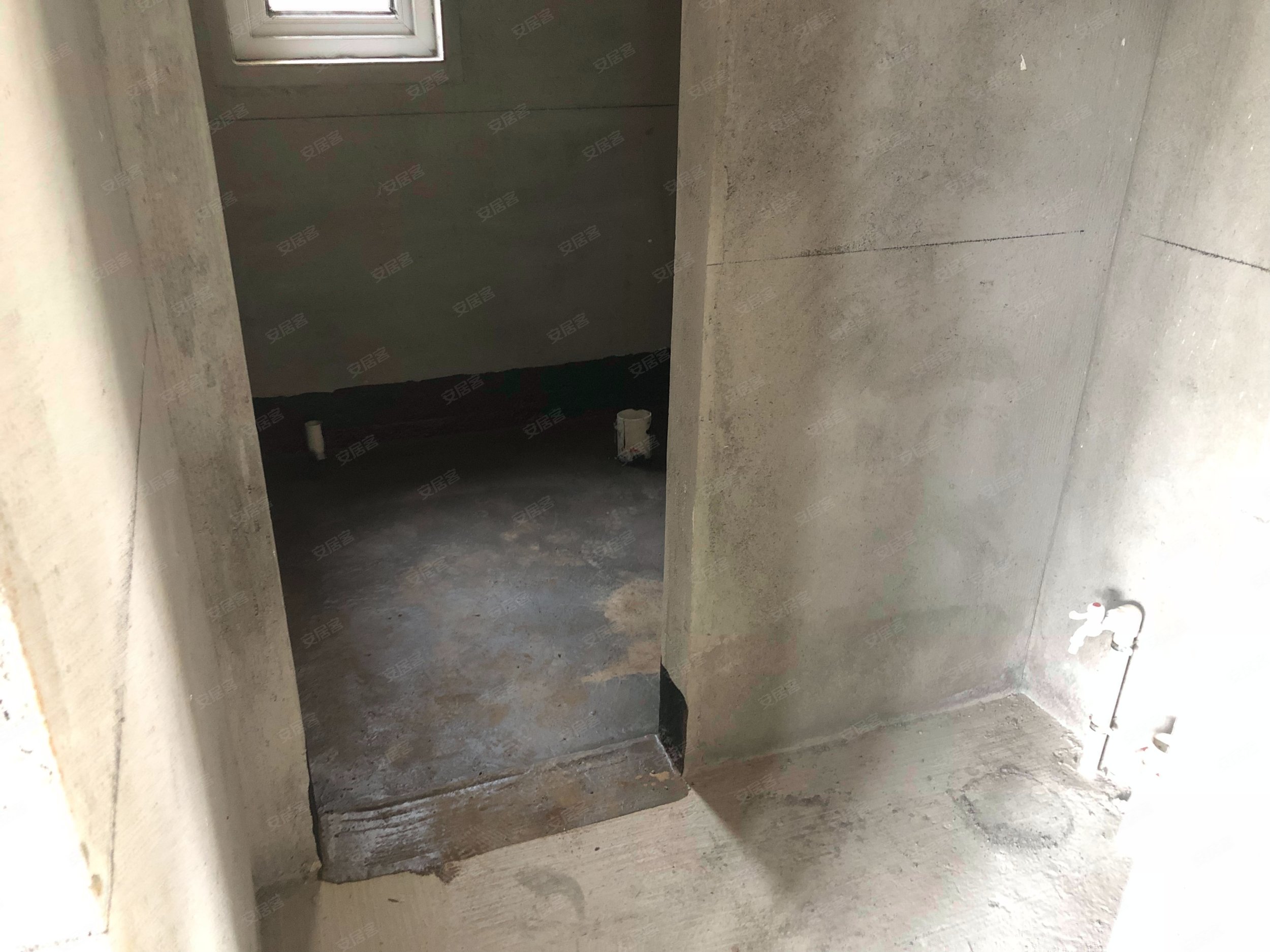 珑璟轩(别墅)4室2厅2卫163.05㎡东南245万