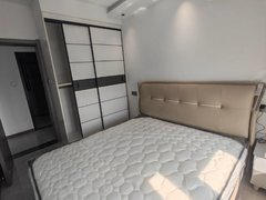 绍兴诸暨诸暨市区出租，诸暨宝龙世家三室两厅两卫精装修家电齐全3000元每月出租房源真实图片