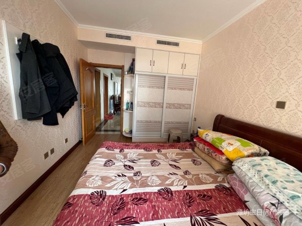 玉泉苑精装一楼带大露台带车位储藏室