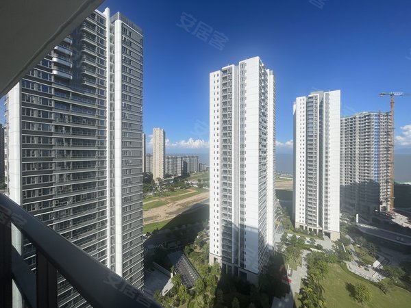 珠海高新区唐家湾格力海岸(六期)房源采光好,出租,看房方便,采光视野