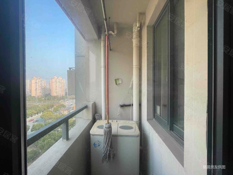 上海房产网>上海二手房>浦东二手房>航头二手房>新黄浦南馨佳苑>800