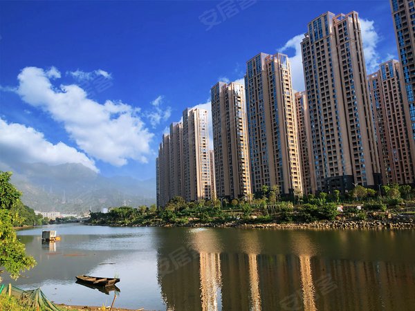 福州闽侯高新区群升江山城群升江山城 4室2厅2卫 电梯房 南北通透 精