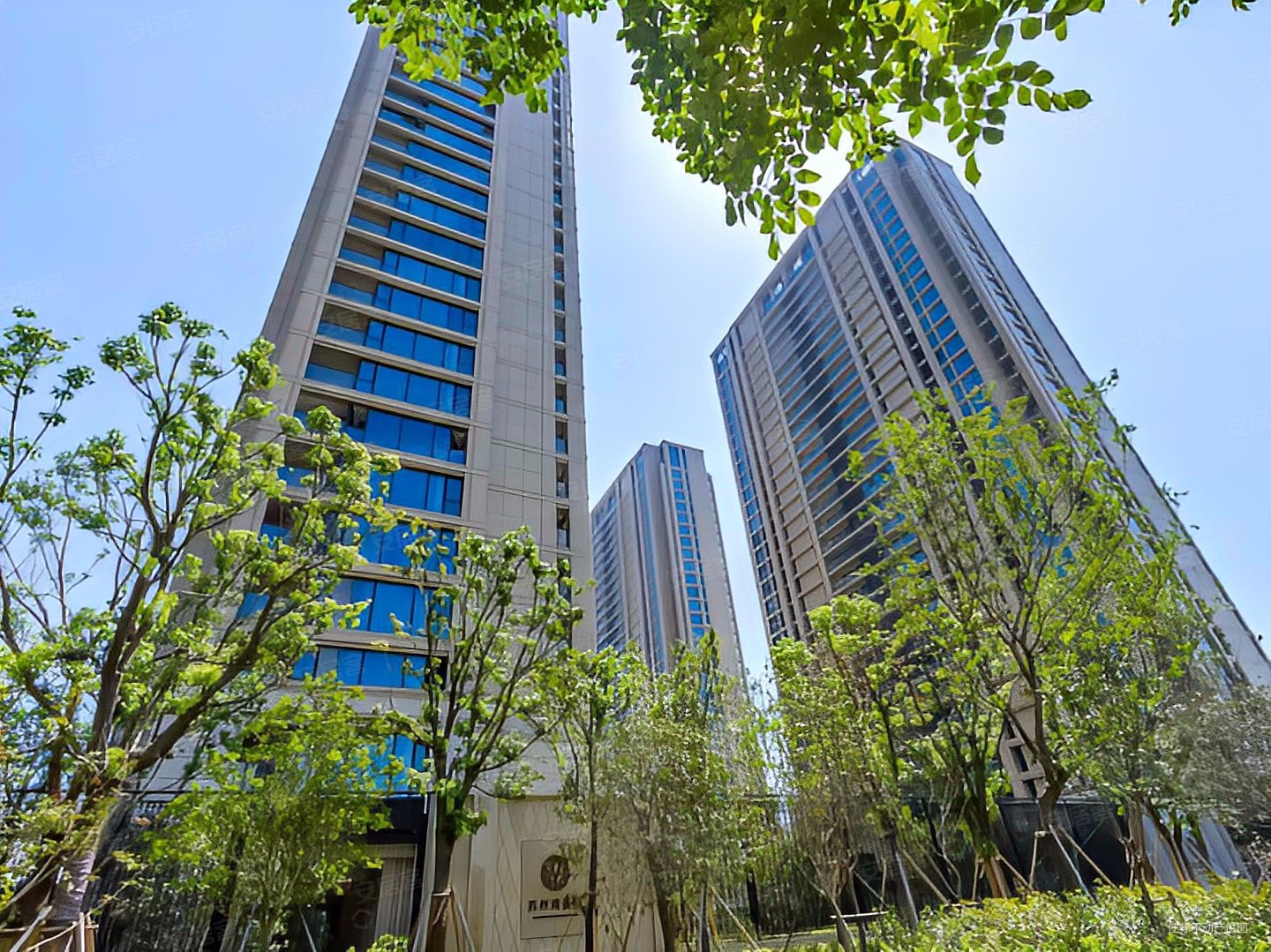 苏州湾景苑(西区)3室2厅3卫164.99㎡南北335万