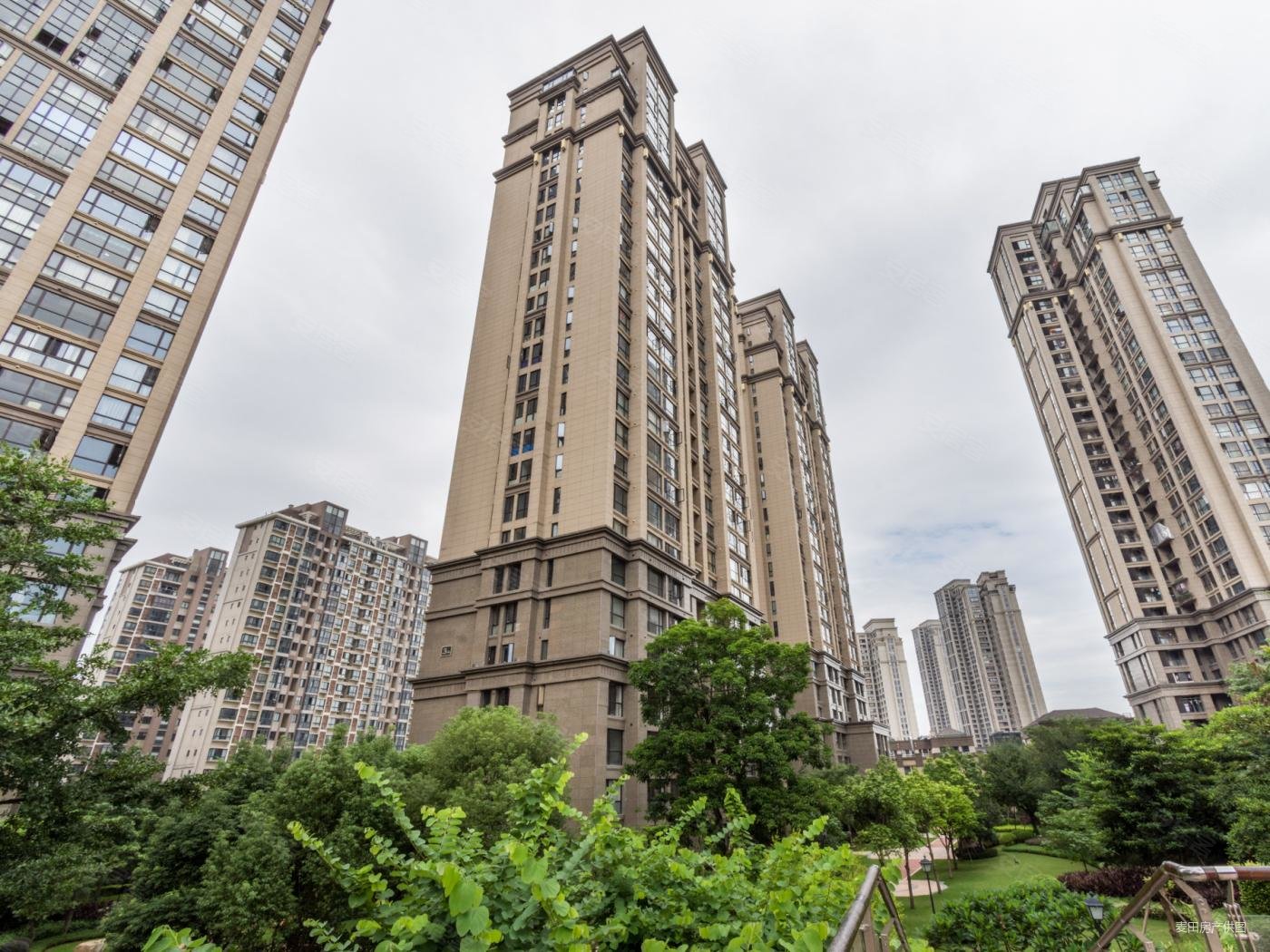 南江滨福州豪宅之巅 融侨打造 融侨外滩b区 头排全江景复式楼,融侨