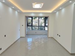 昆明盘龙北辰财富中心欣都龙城地铁口  京江欣翠三房两卫  清爽整洁2400随时看出租房源真实图片