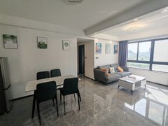 温岭温岭市区五龙山万达广场,百丈学校附近三室两卫精装修独门独户设备齐全采光好出租房源真实图片