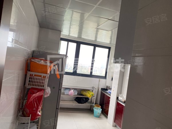 凤小省附人民医院妇幼旁东润第一城大三房132平2200