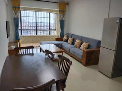 肇庆鼎湖桂城只要1350元即可拎包入住,大量免费停车位,周边配套齐全出租房源真实图片