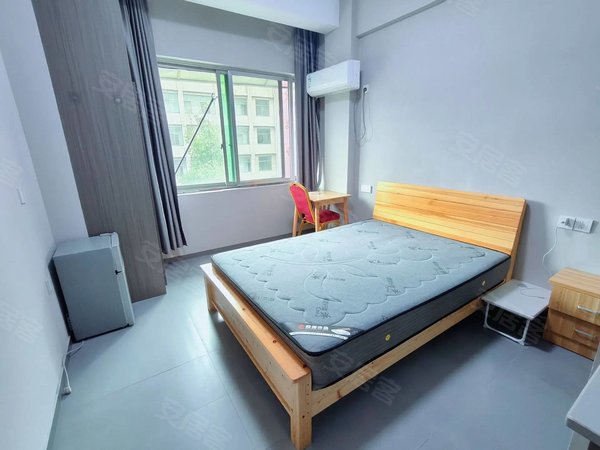 金华婺城婺城江南金华之心房東本人，山脚下带电梯近金华之心金磐商务花园新农贸，金职东门出租房源真实图片