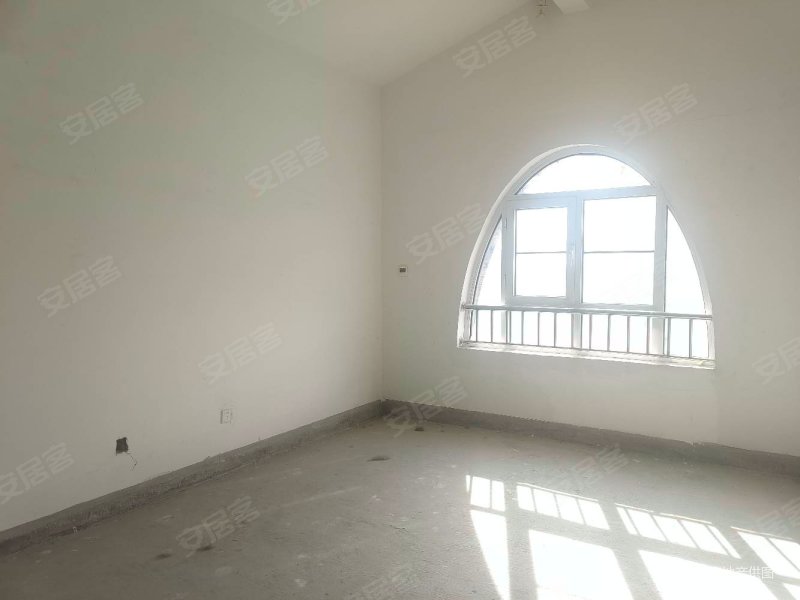 南开学,校旁 价格可商量 大边户别墅 西班牙风格,首创国际半岛伊维萨