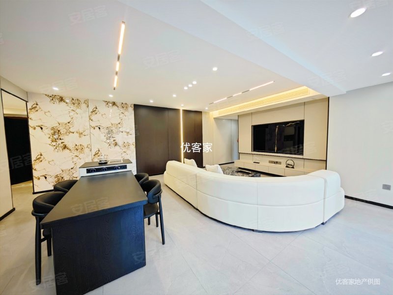 保利中央公园 大横厅全装修套三双卫!户型巴适老证!老证!