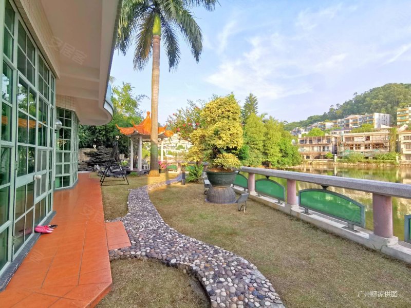 白云堡豪苑别墅