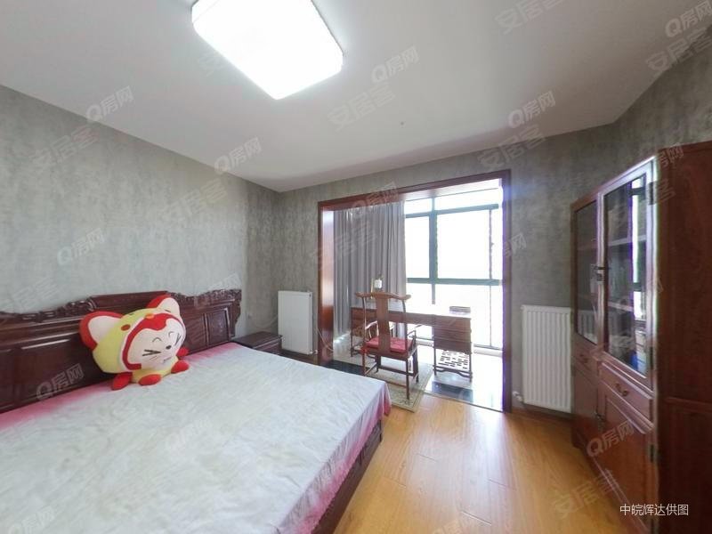 211平425万 宝业西区 和平路小三十八本 豪装 价可刀