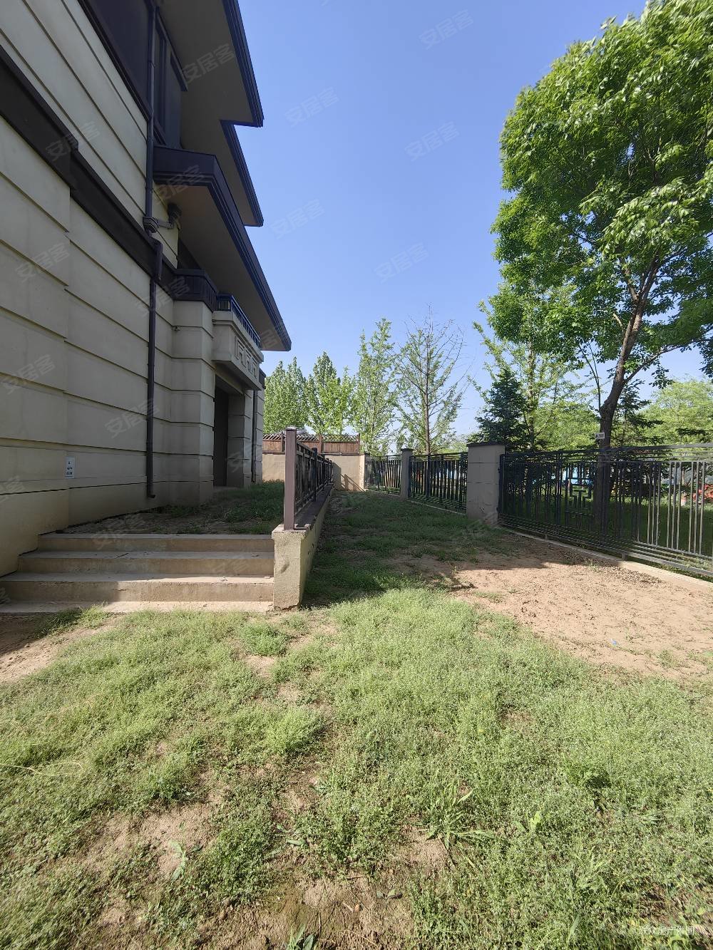 牛驼温泉孔雀城61期别墅