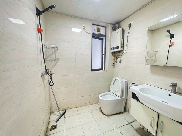 比亚迪 精装大两房 拎包入住 保税区 荣耀 中芯国际出租房源真实图片