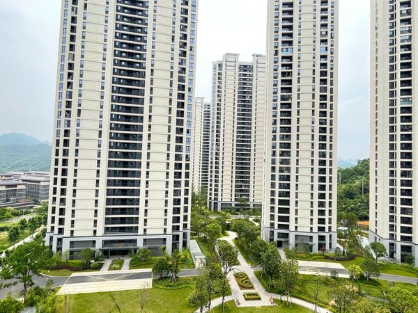 杭州临安临安城区花漫里(临安)新人民医院旁花漫里多套精装三房 装修