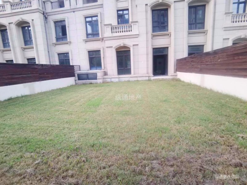 鸿园玉兰苑西苑别墅