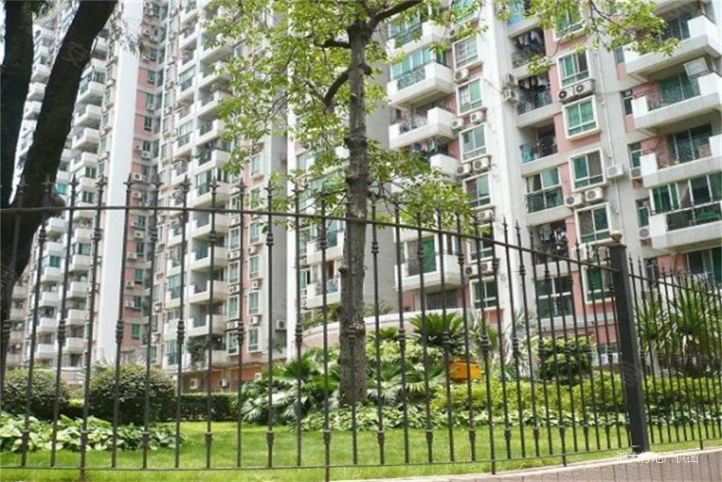 广州房产网>广州二手房>海珠二手房>客村二手房>鸿运花园(海珠)>800