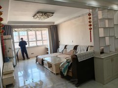 阿克苏阿克苏市阿克苏城区怡景花园高层精装两室 家电齐全 年租17000出租房源真实图片