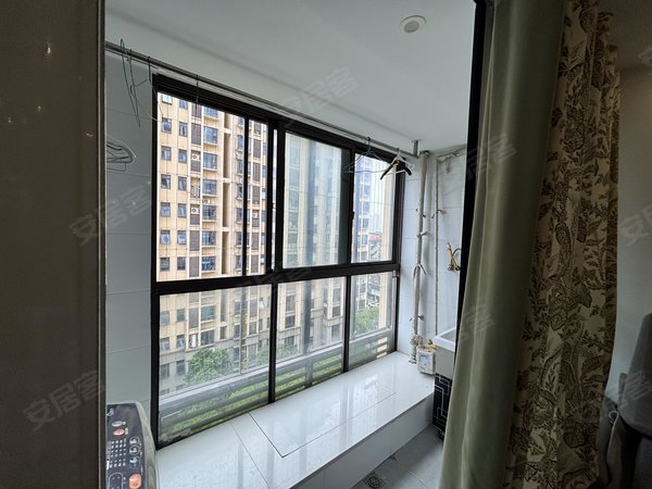 南昌西湖朝阳洲滨江明珠滨江明珠精装两房招租 滕王阁地铁口 滨江一号