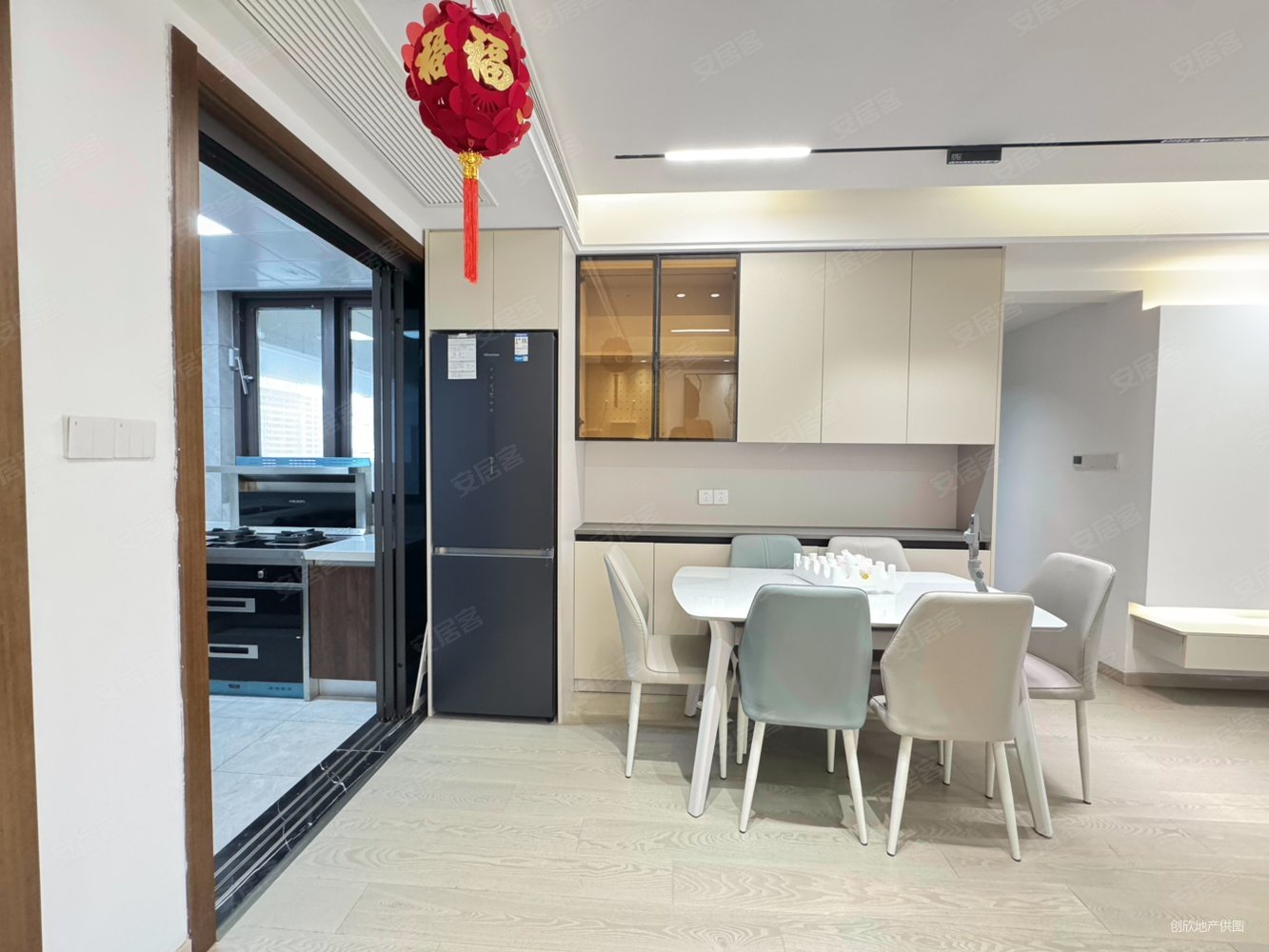 明厚源翡翠庄园精修未住带车位