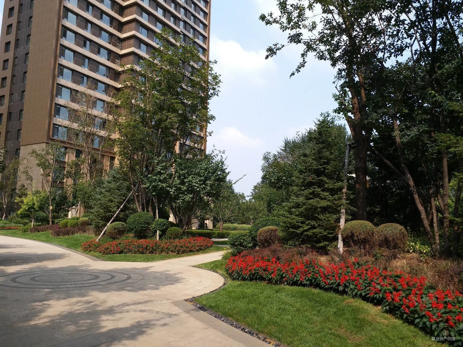 雅颂居295平中间层一天没住闲置好房不多见卖了就没