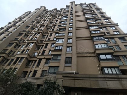 水岸华府