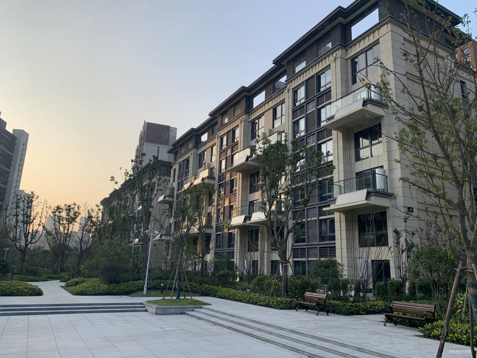 湖悦天镜内部保留房三套上海不过一里高铁南站旁繁华别墅