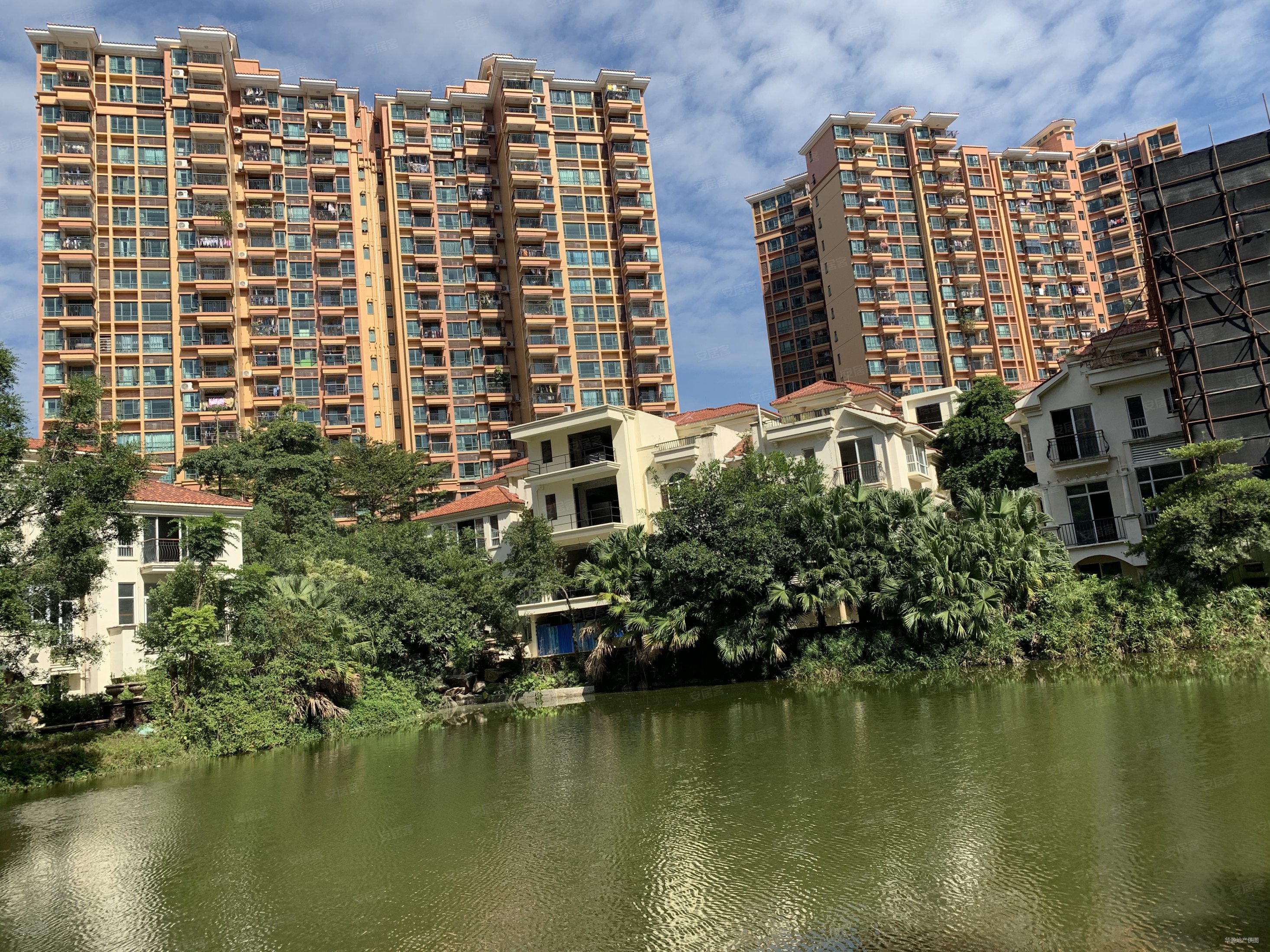 丰泰东海城堡 环境优美 南北通透 精装可拎包入住 商品住宅