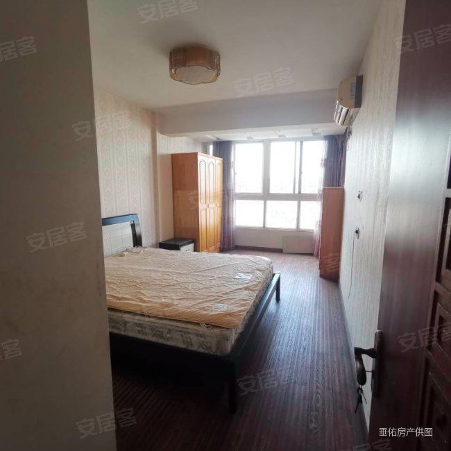 锦江花园 一线江景 电梯房顶加阁 使用面积大 有钥匙