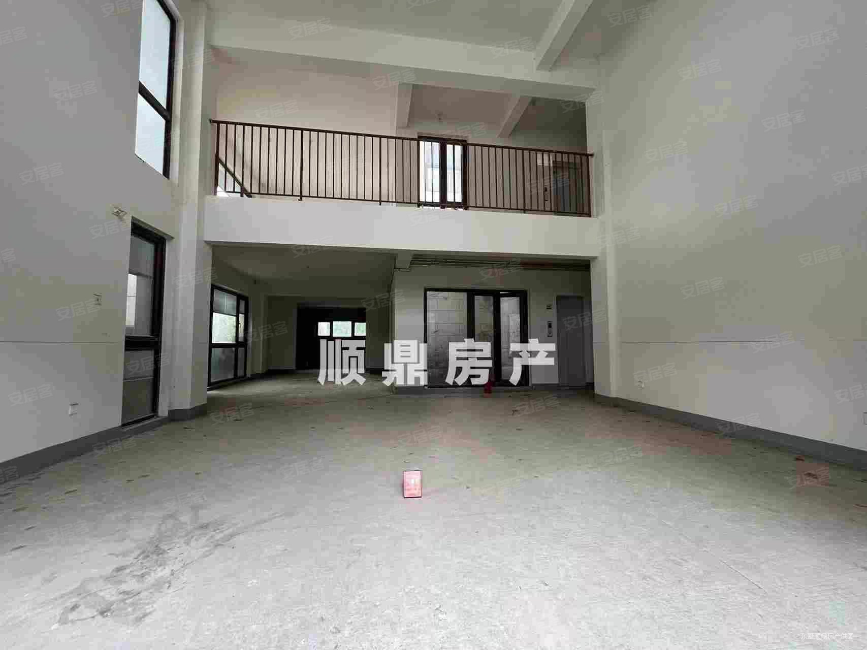 武夷绿洲沁荷苑(别墅)5室2厅4卫445㎡南北2600万